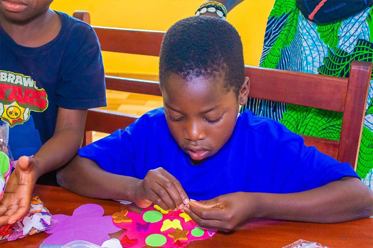 sonntag-csr-prjekt-benin-kinderschutz-zentrum-bild11