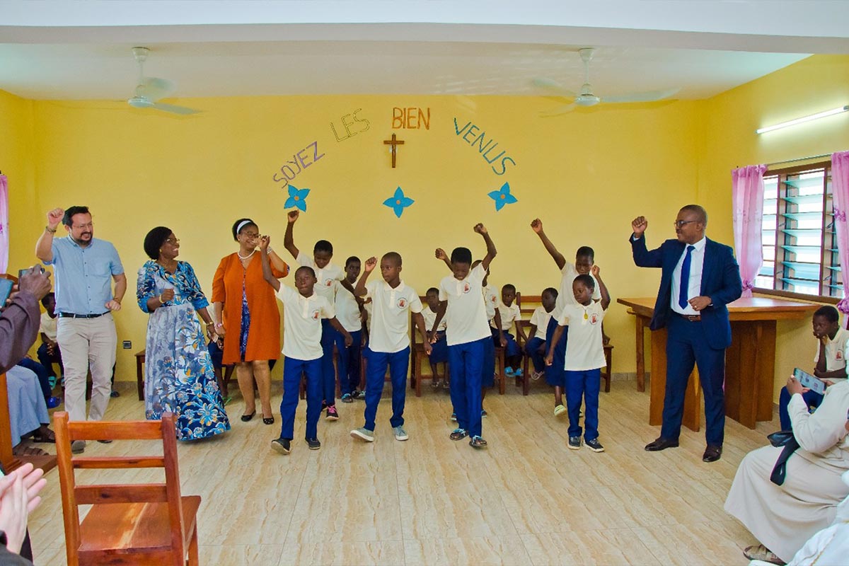 sonntag-csr-prjekt-benin-kinderschutz-zentrum-bild2