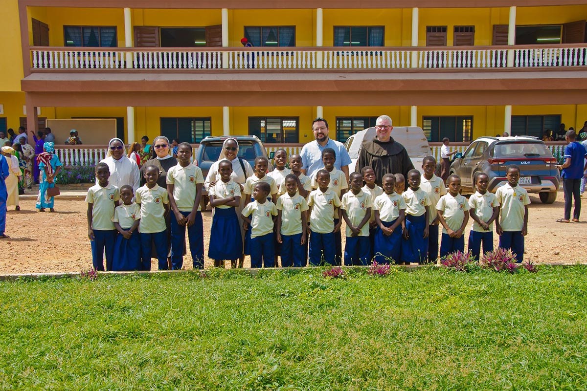 sonntag-csr-prjekt-benin-kinderschutz-zentrum-bild3