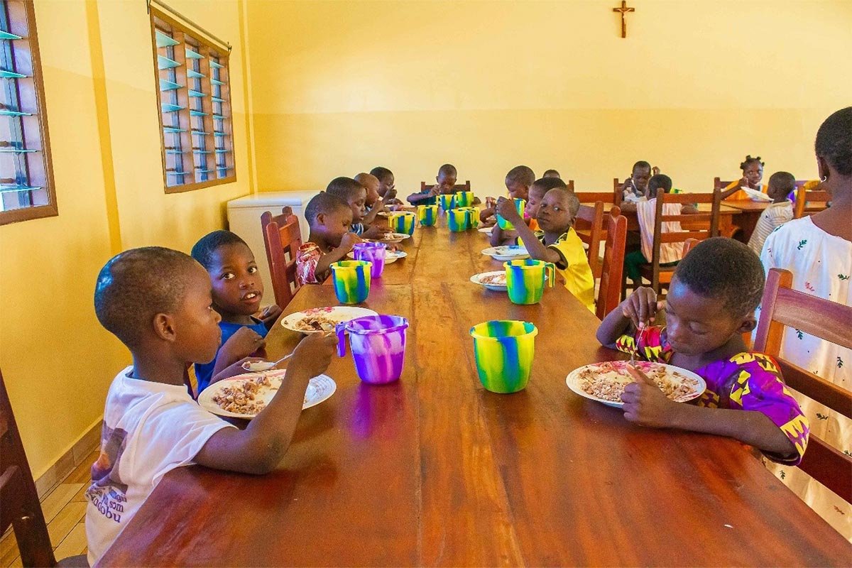 sonntag-csr-prjekt-benin-kinderschutz-zentrum-bild7